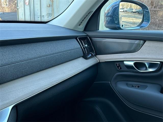 new 2026 Volvo XC90 Plug-In Hybrid car, priced at $81,455