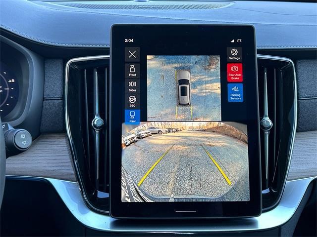 new 2026 Volvo XC90 Plug-In Hybrid car, priced at $81,455