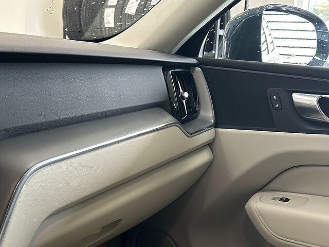 used 2023 Volvo XC60 car, priced at $29,400