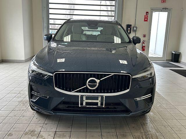 used 2023 Volvo XC60 car, priced at $29,400