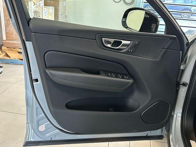 used 2025 Volvo XC60 car, priced at $36,600