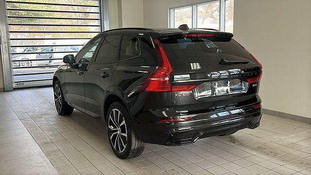 used 2025 Volvo XC60 car, priced at $37,000