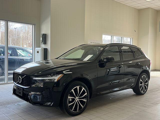used 2025 Volvo XC60 car, priced at $37,000