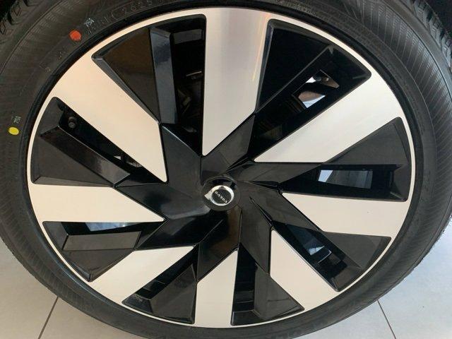 used 2024 Volvo XC90 Recharge Plug-In Hybrid car, priced at $46,000