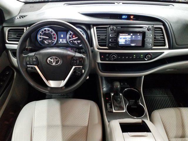 used 2016 Toyota Highlander car, priced at $20,420