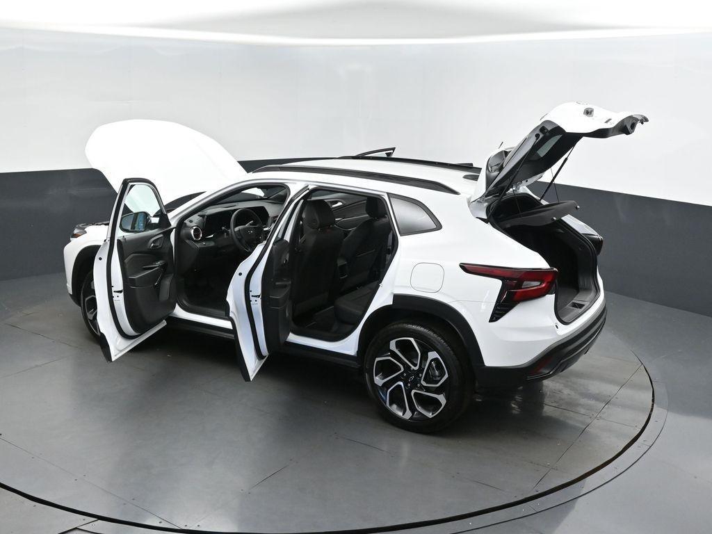 new 2026 Chevrolet Trax car, priced at $27,755