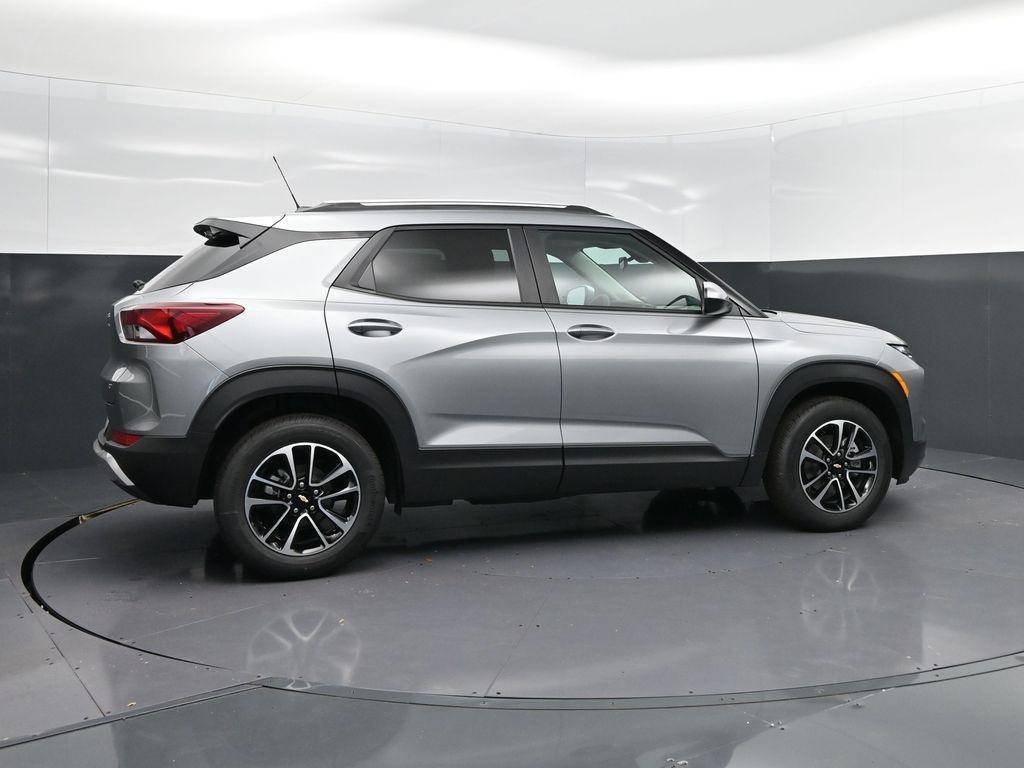 new 2026 Chevrolet TrailBlazer car, priced at $27,590