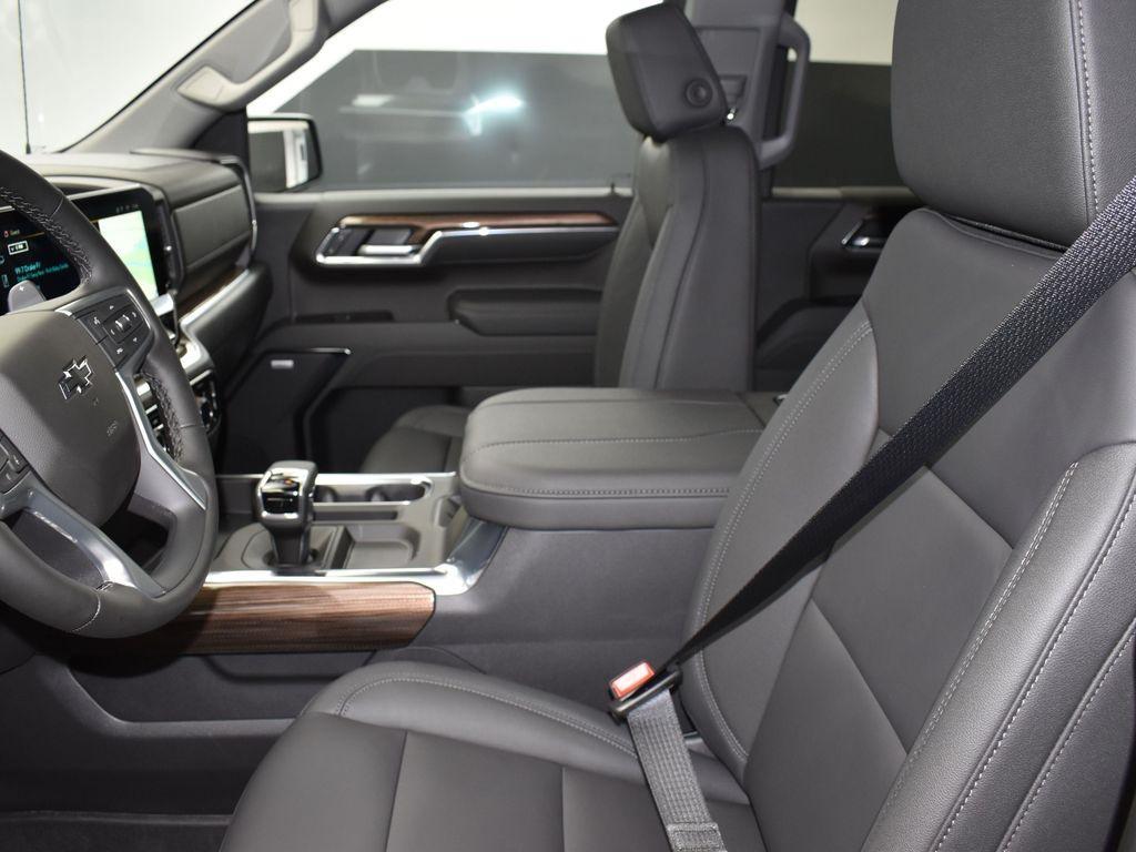 new 2026 Chevrolet Silverado 1500 car, priced at $69,520