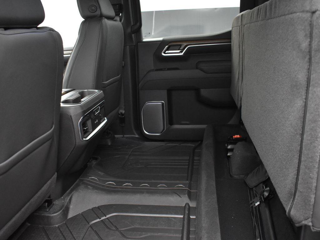 new 2025 Chevrolet Silverado 1500 car, priced at $79,404