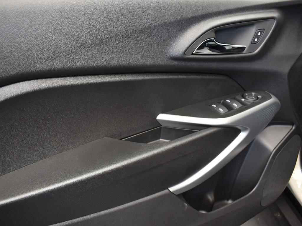 new 2026 Chevrolet Trax car, priced at $26,185