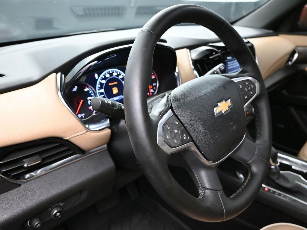 used 2023 Chevrolet Traverse car, priced at $35,000