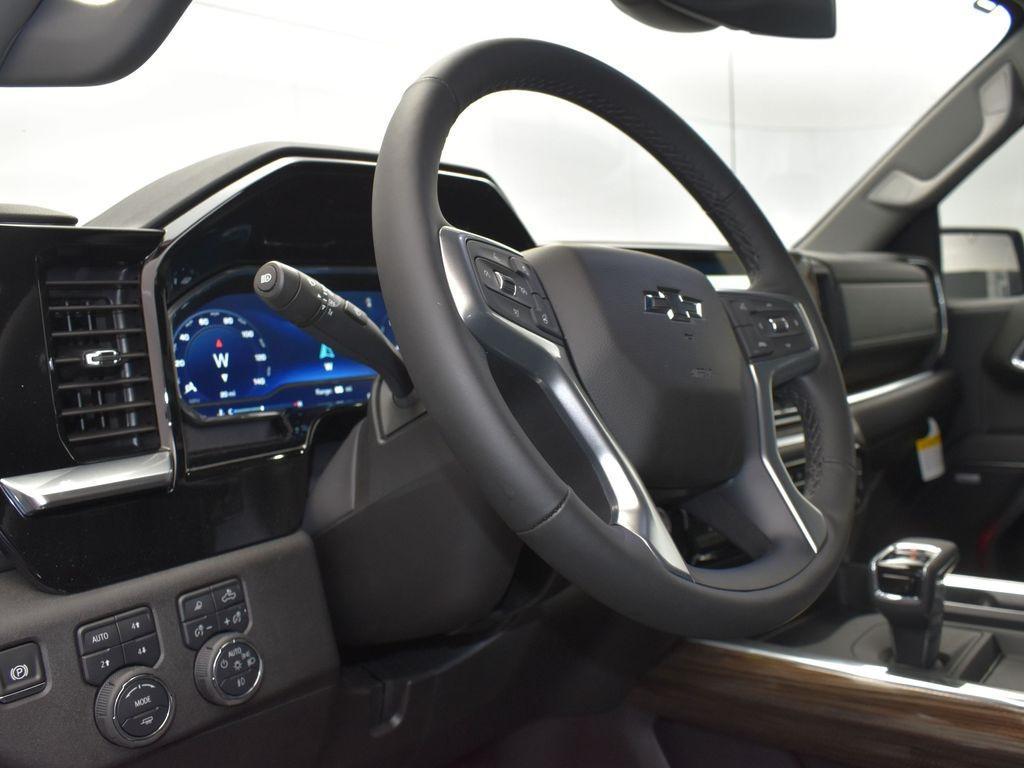 new 2025 Chevrolet Silverado 1500 car, priced at $71,042