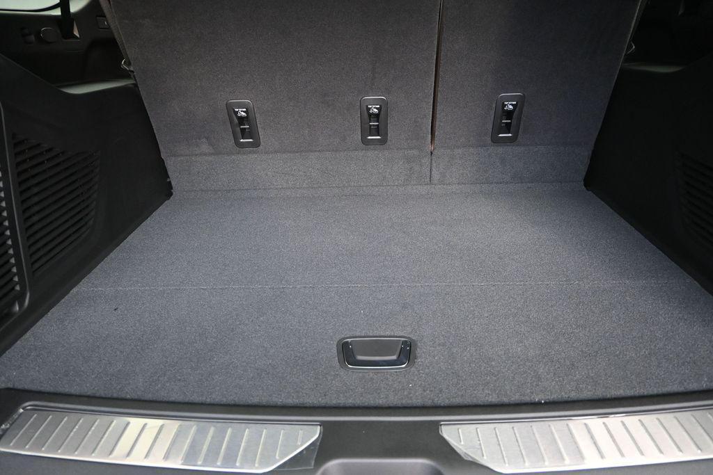 new 2026 Chevrolet Suburban car, priced at $91,130