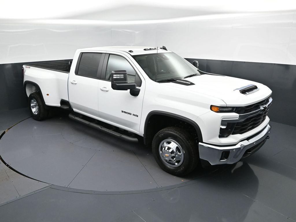 new 2026 Chevrolet Silverado 3500 car, priced at $79,430