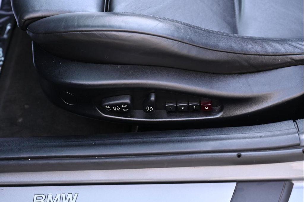 BMW 3 Series view 72