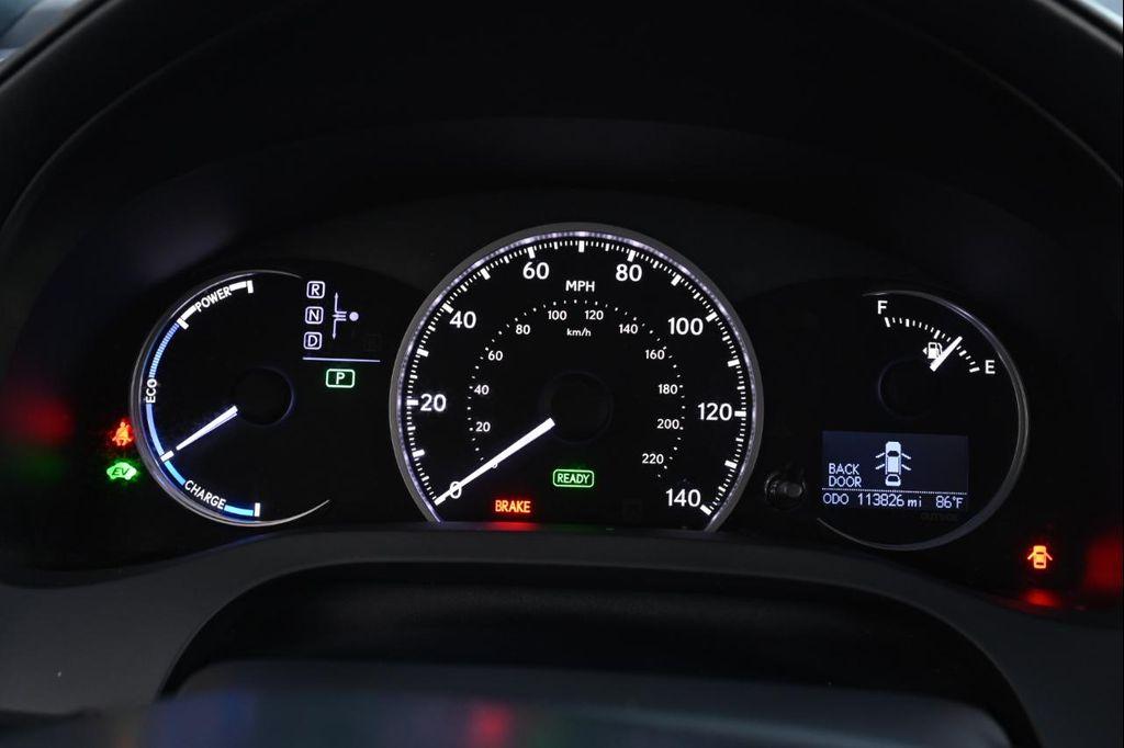 Lexus CT view 34