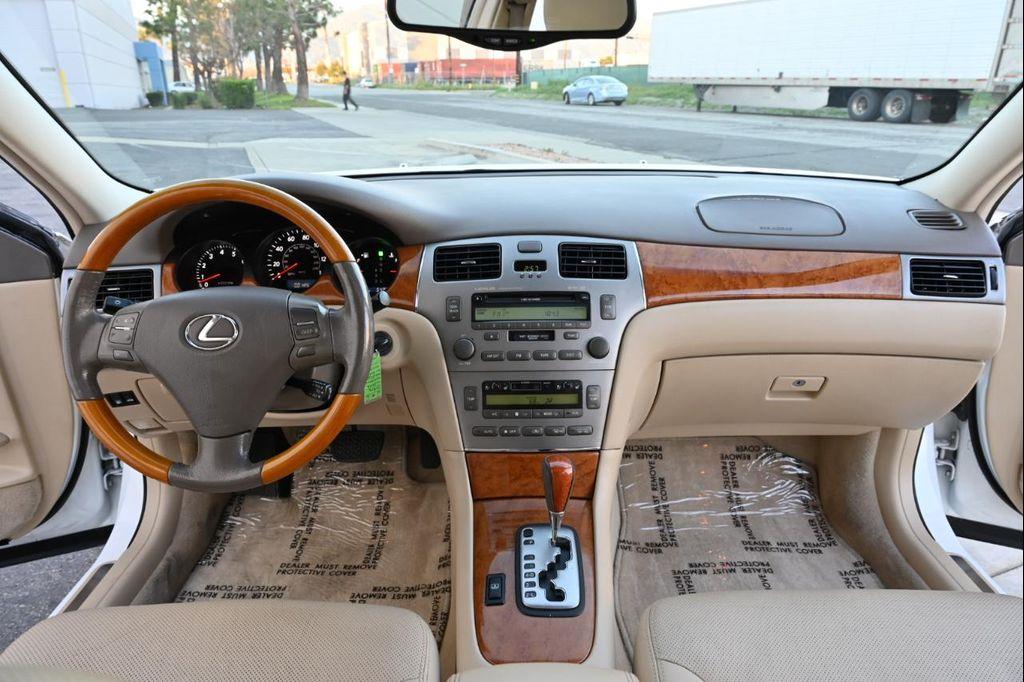 used 2005 Lexus ES 330 car, priced at $10,850