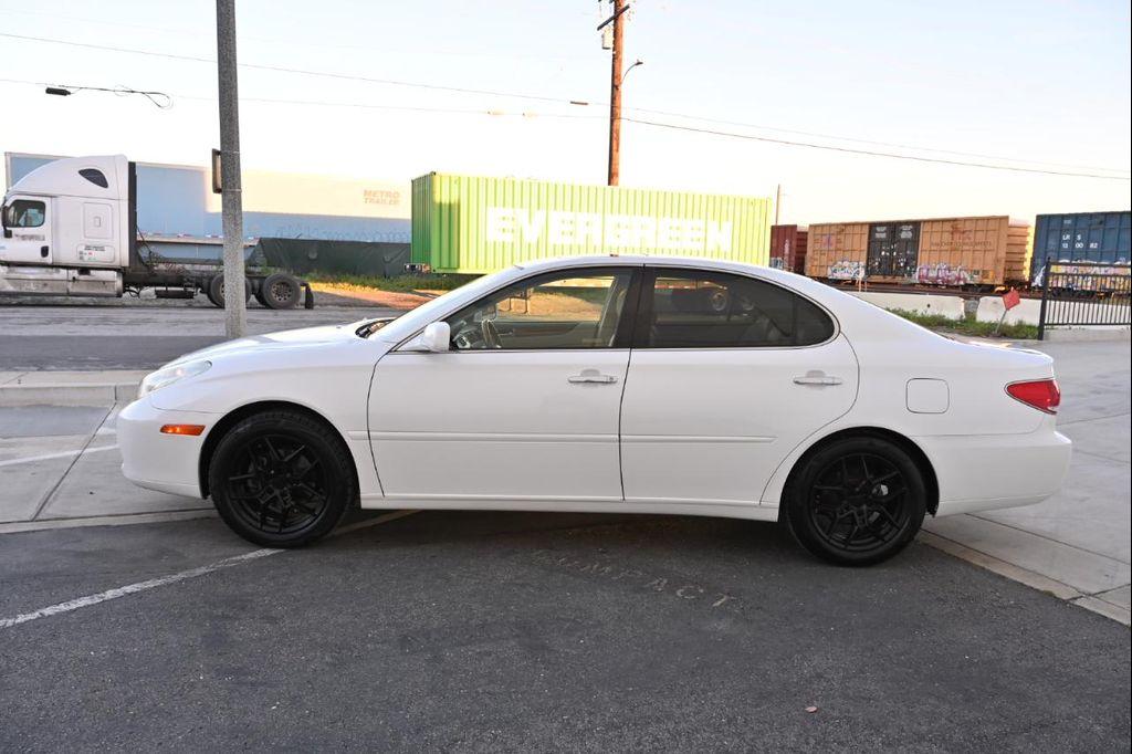 used 2005 Lexus ES 330 car, priced at $10,850