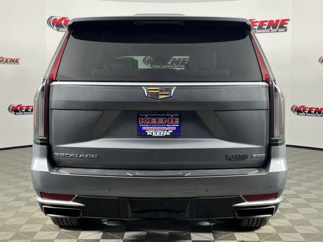 used 2021 Cadillac Escalade ESV car, priced at $57,304