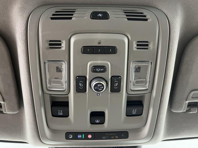 used 2021 Cadillac Escalade ESV car, priced at $57,304