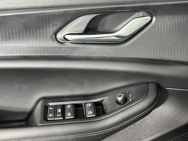 new 2025 Jeep Grand Cherokee car, priced at $36,127