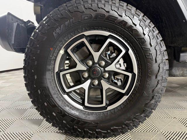 new 2026 Jeep Gladiator car, priced at $52,271