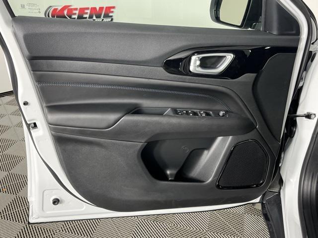 new 2026 Jeep Compass car, priced at $35,560