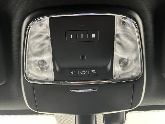 used 2019 Jeep Grand Cherokee car, priced at $18,522