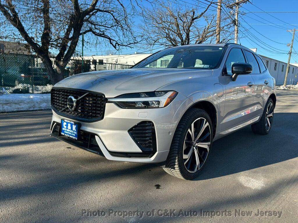 used 2022 Volvo XC60 Recharge Plug-In Hybrid car, priced at $34,445