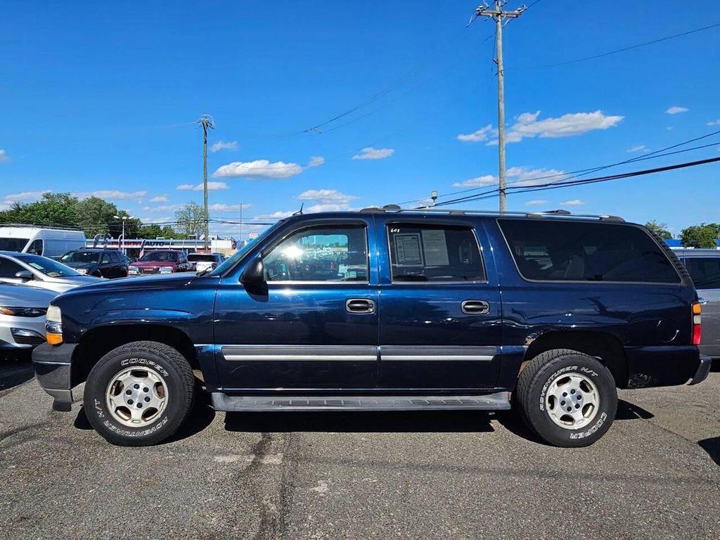 used 2005 Chevrolet Suburban car, priced at $9,488