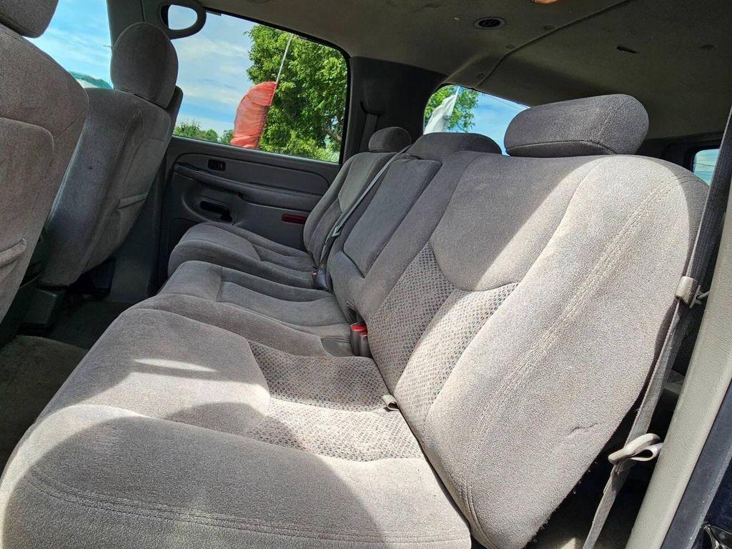used 2005 Chevrolet Suburban car, priced at $9,488