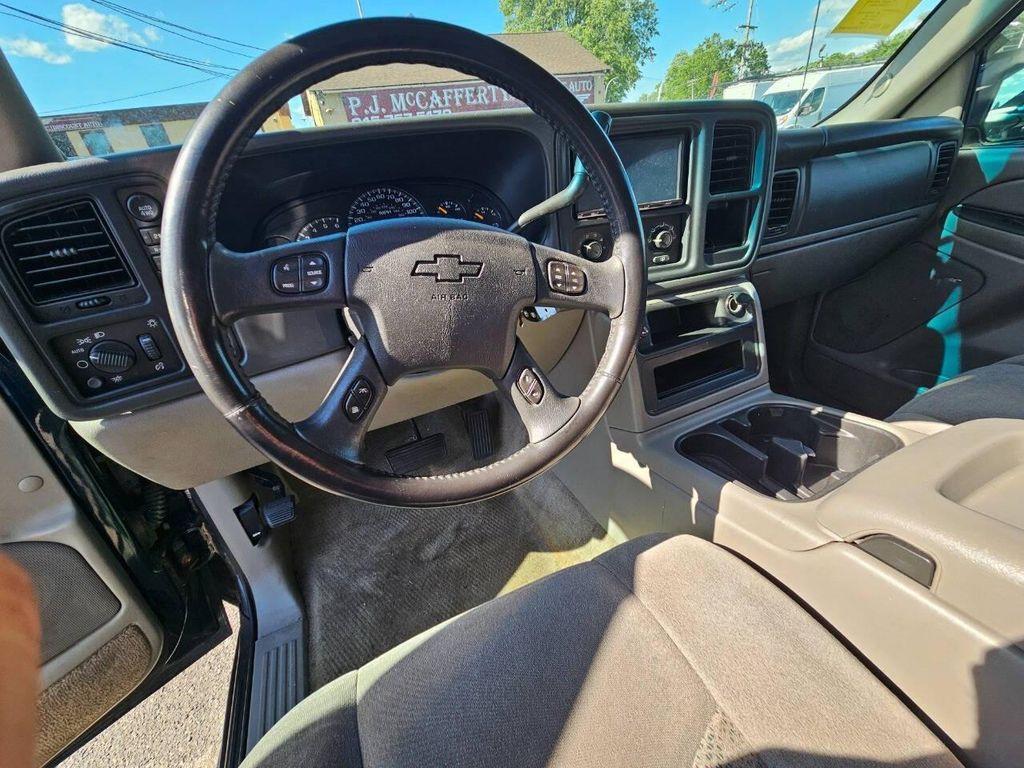 used 2005 Chevrolet Suburban car, priced at $9,488