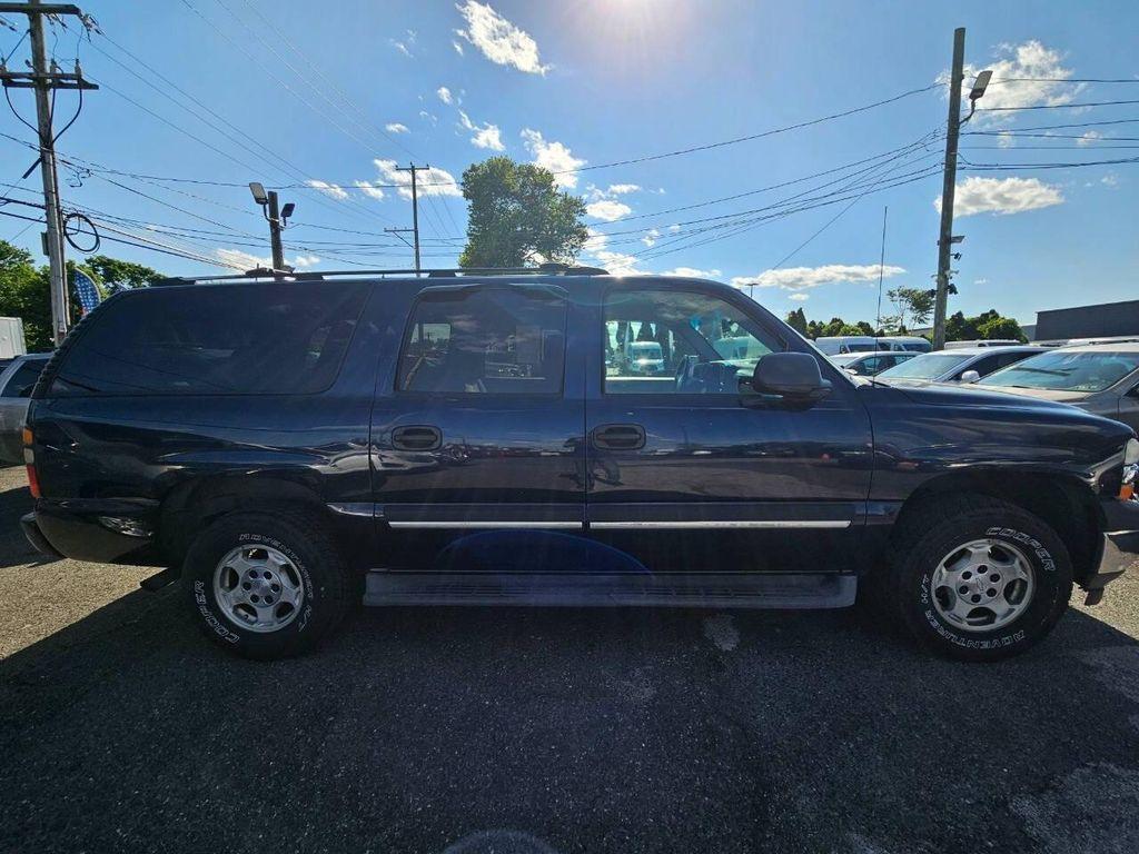 used 2005 Chevrolet Suburban car, priced at $9,488