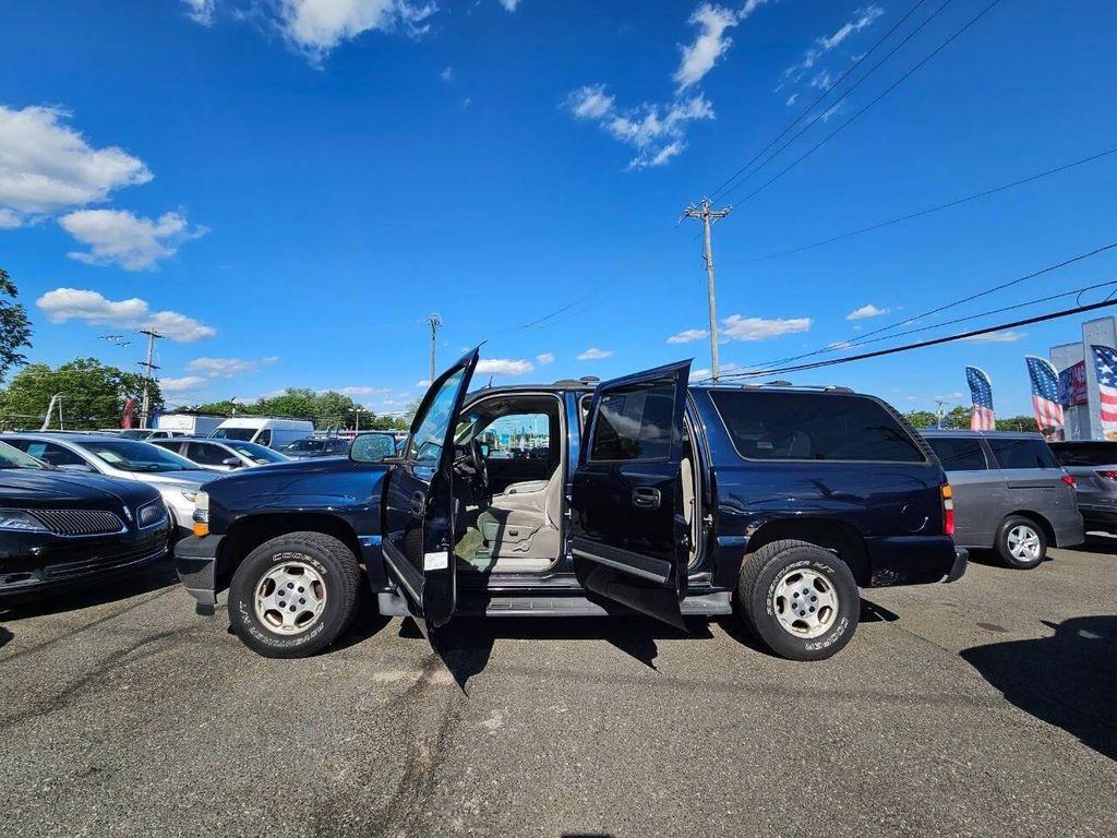 used 2005 Chevrolet Suburban car, priced at $9,488