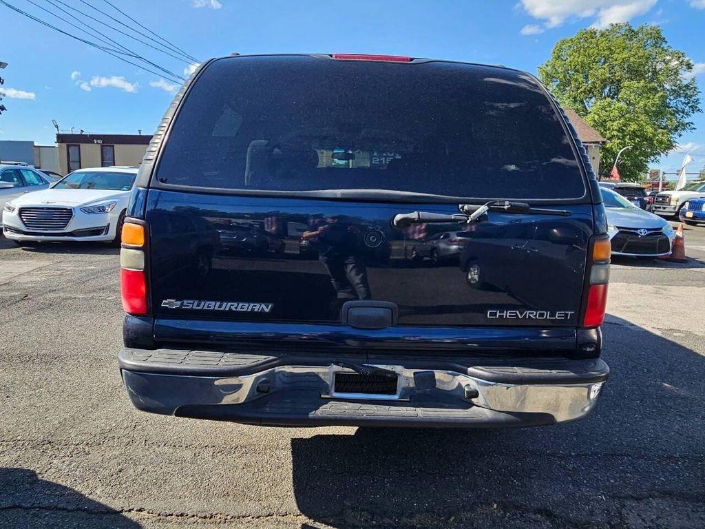 used 2005 Chevrolet Suburban car, priced at $9,488