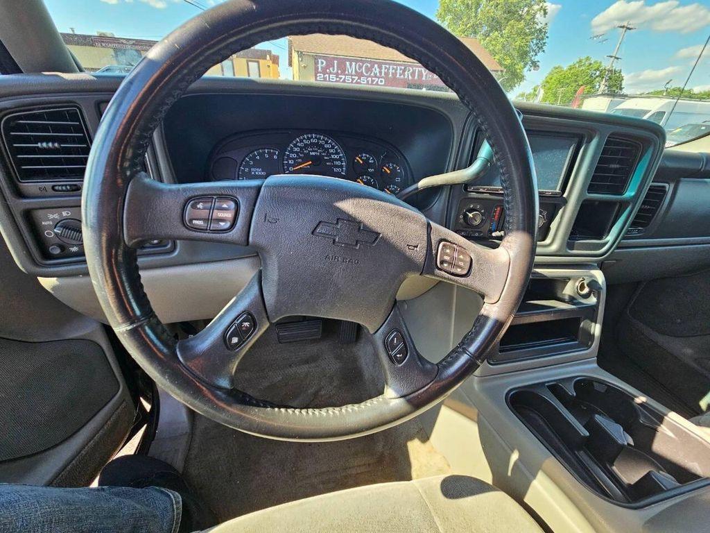 used 2005 Chevrolet Suburban car, priced at $9,488