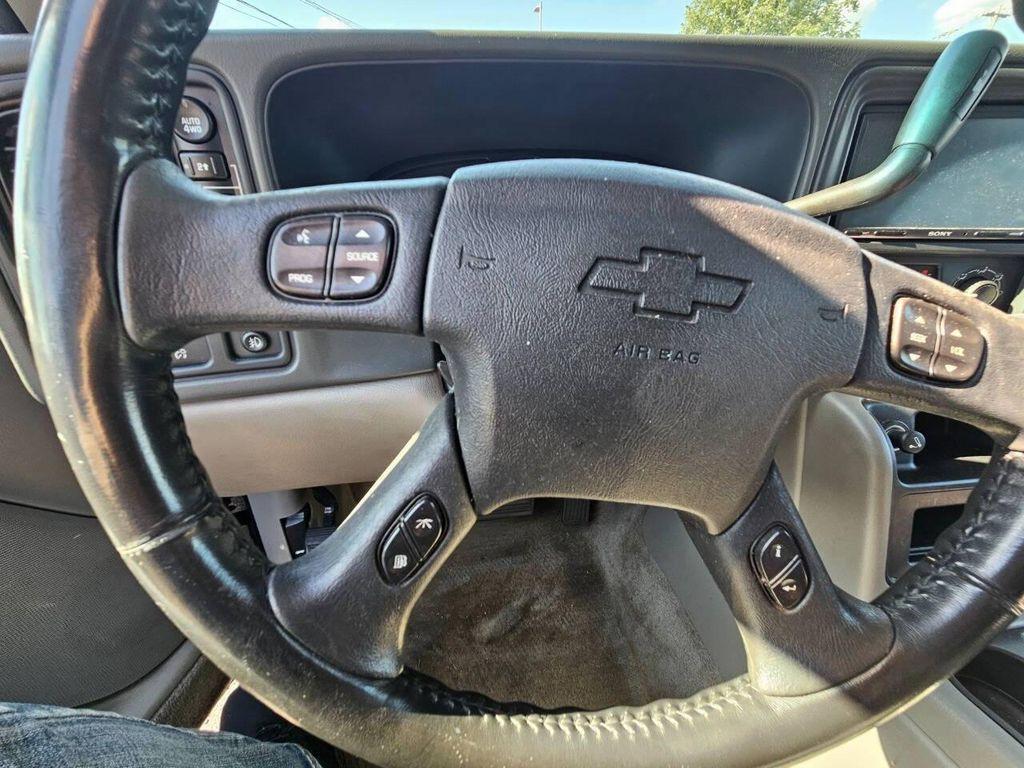 used 2005 Chevrolet Suburban car, priced at $9,488