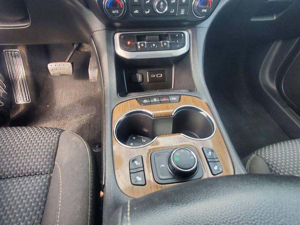 used 2021 GMC Acadia car, priced at $18,888