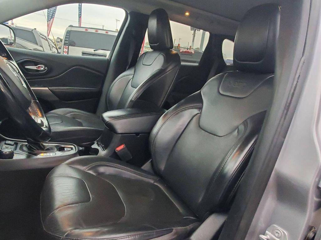 used 2021 Jeep Cherokee car, priced at $12,988