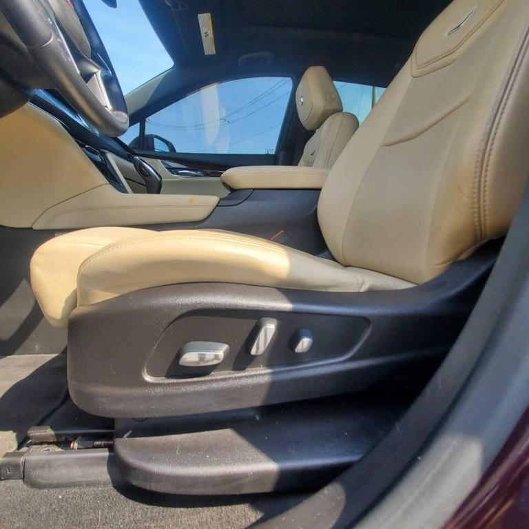 used 2017 Cadillac XT5 car, priced at $16,788