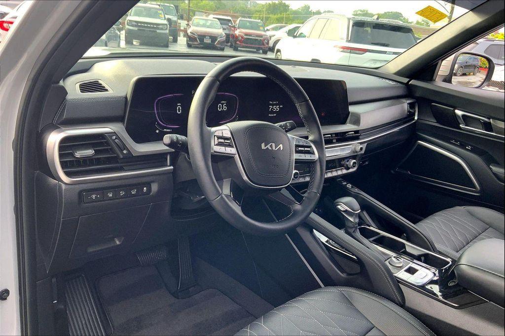 used 2024 Kia Telluride car, priced at $39,485