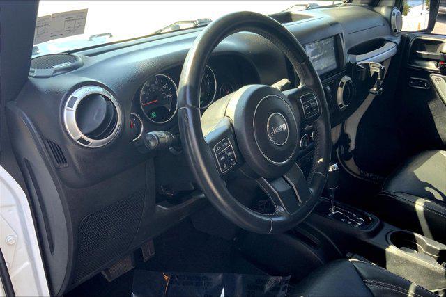 2016 Bright White Clearcoat Jeep Wrangler Unlimited