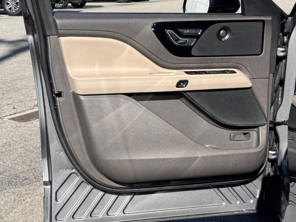 used 2023 Lincoln Aviator car, priced at $45,991