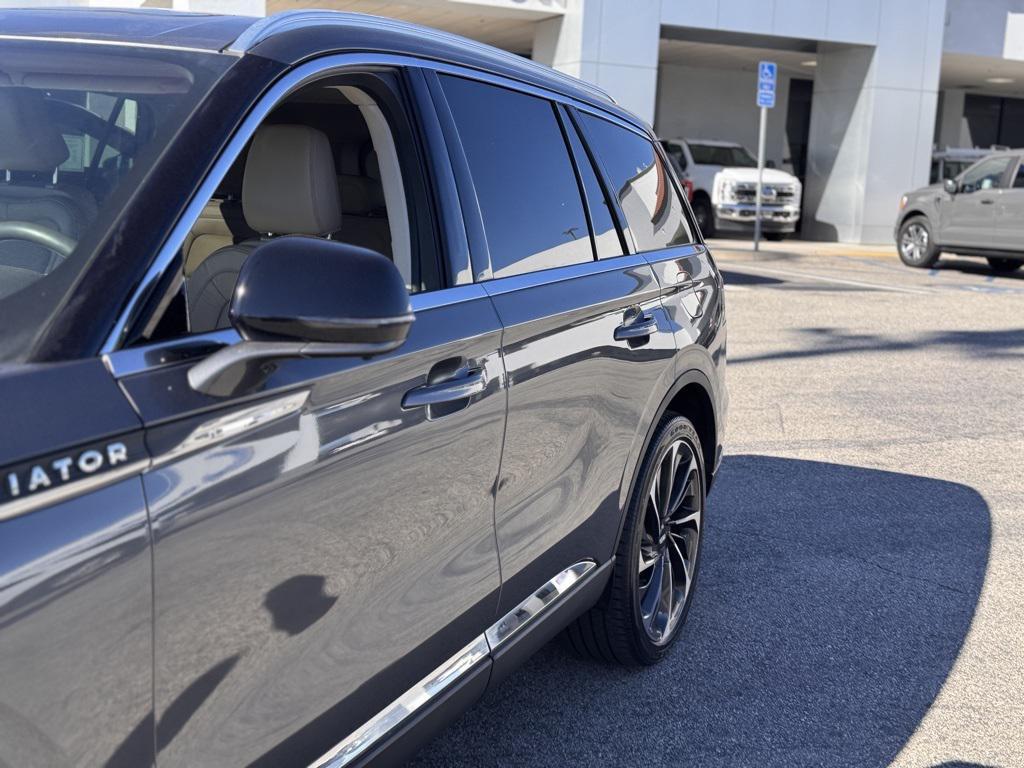 used 2023 Lincoln Aviator car, priced at $45,991