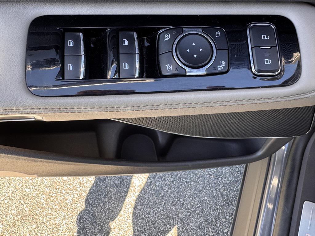 used 2023 Lincoln Aviator car, priced at $45,991