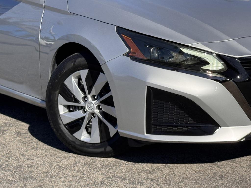 used 2023 Nissan Altima car, priced at $21,251