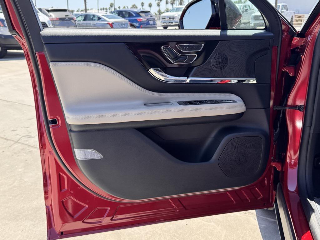 new 2025 Lincoln Corsair car, priced at $62,050