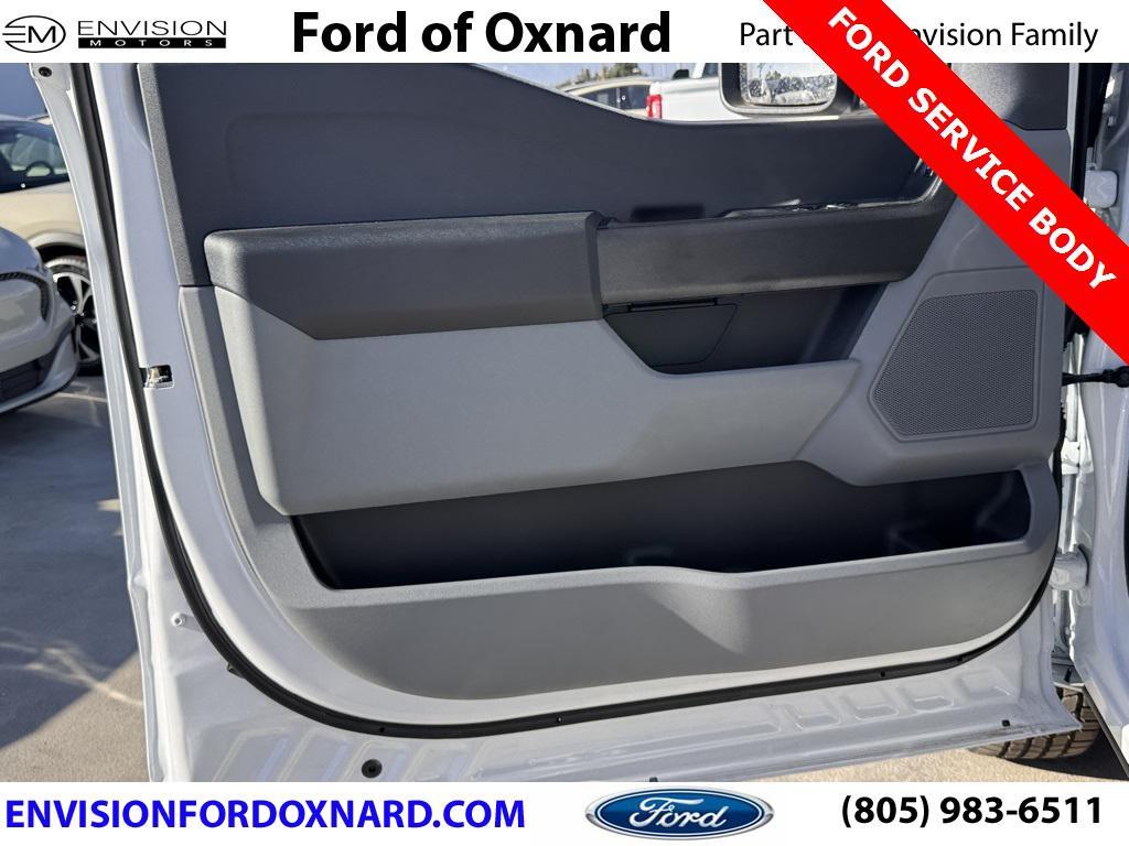 new 2025 Ford F-250 car, priced at $63,925