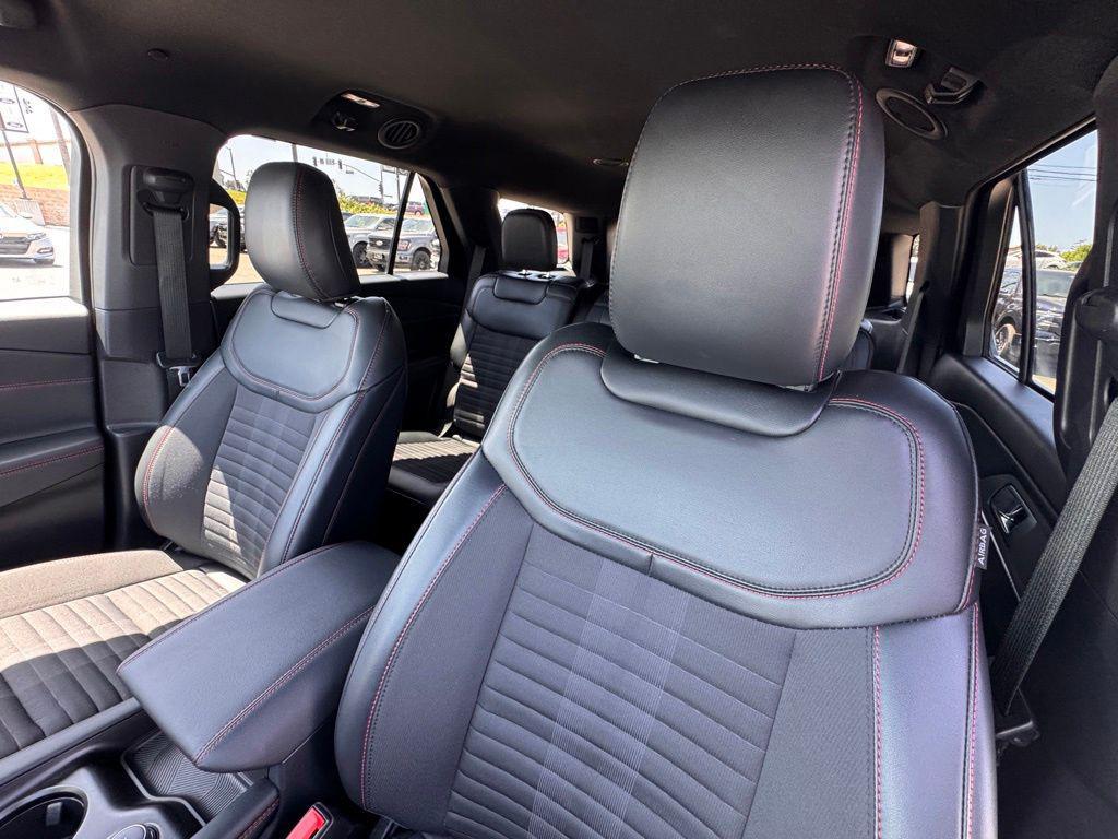 used 2025 Ford Explorer car, priced at $39,991