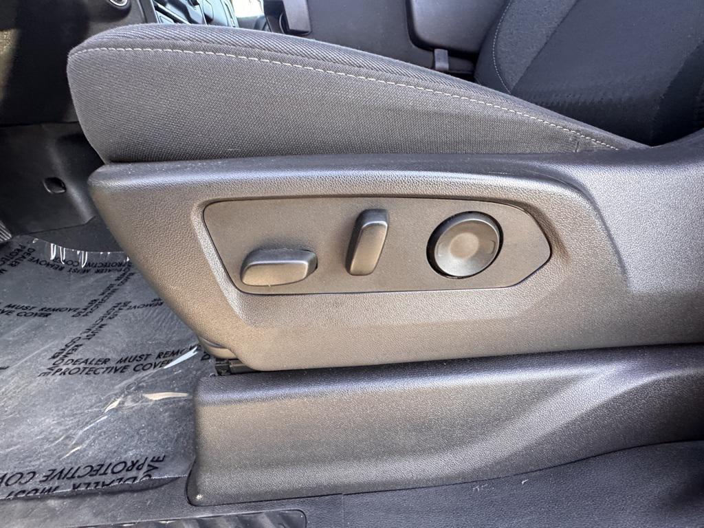 used 2024 Chevrolet Silverado 1500 car, priced at $33,751